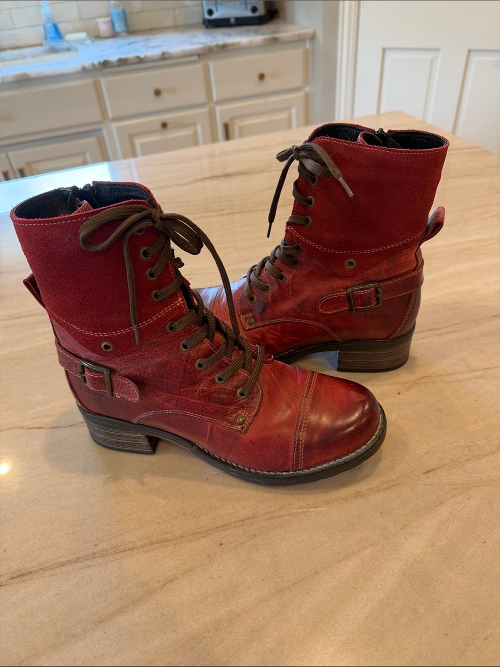 Taos Footwear Red Leather Lace-Up Ankle Boots - Picture 3 of 5